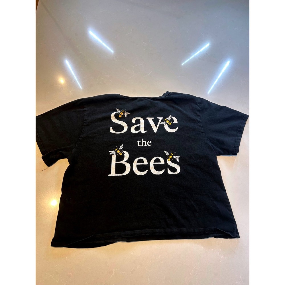 Vintage 90's Y2K French Pastry Save the Bees Cropped Graphic T-Shirt Black M